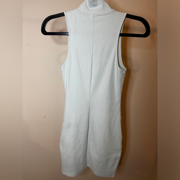 Aritzia Sunday best 1/2 zip up dress mint green color - Picture 2 of 4